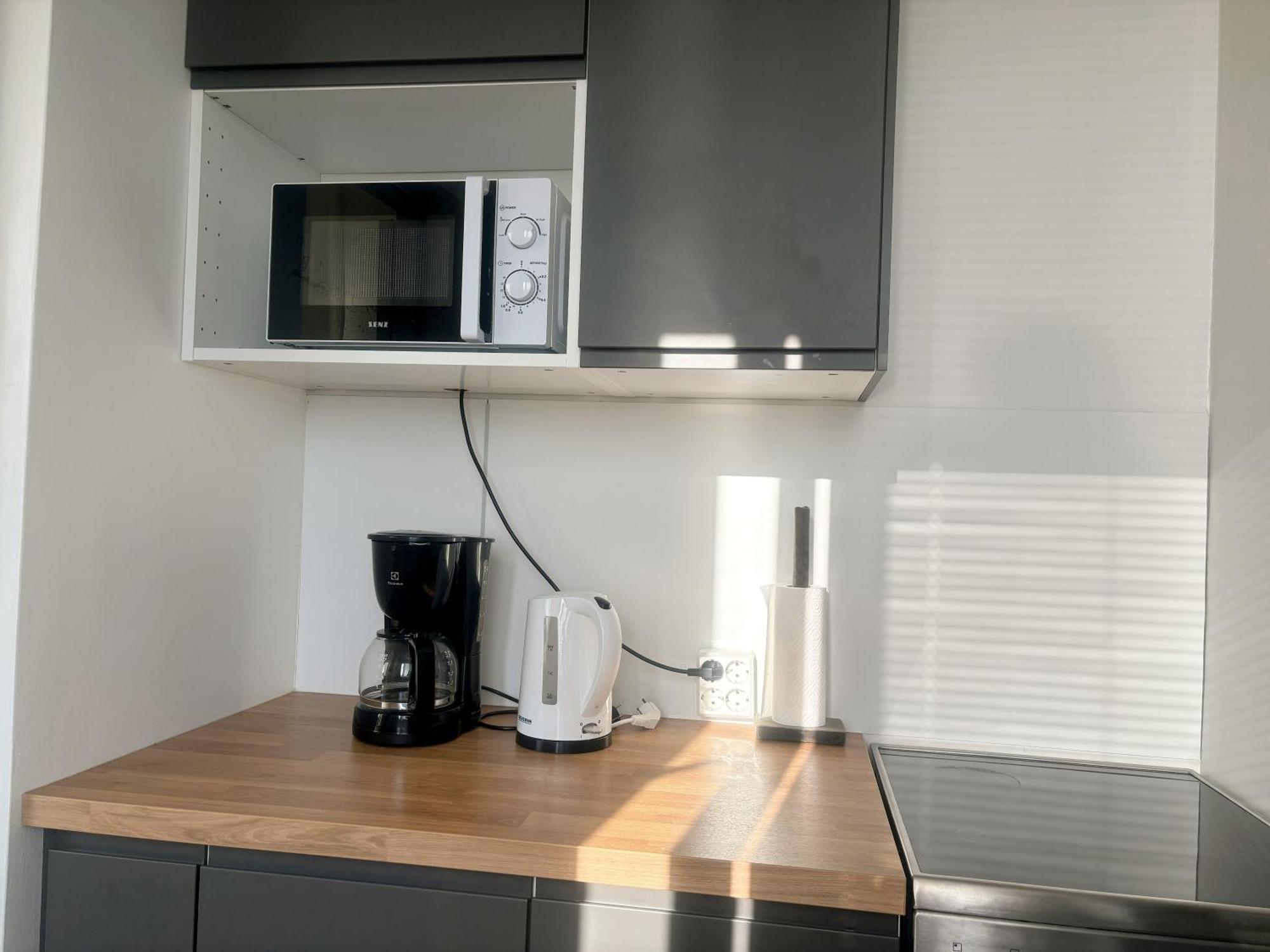 Modern Studio, Private Free Parking ,Near Metro Helsingfors Eksteriør bilde